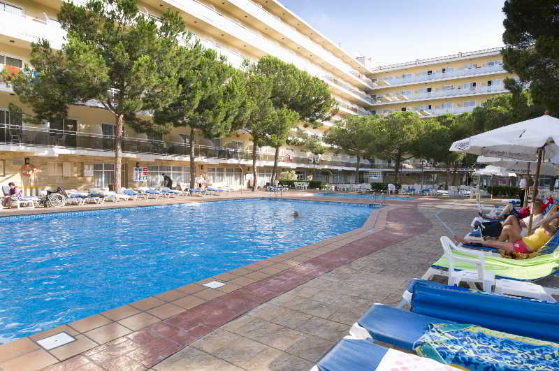 Hotel Oasis Park Salou Exterior foto