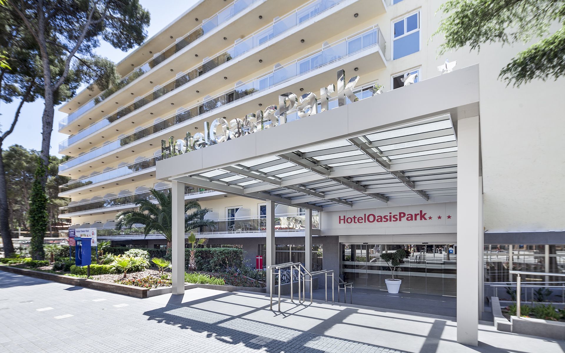 Hotel Oasis Park Salou Exterior foto